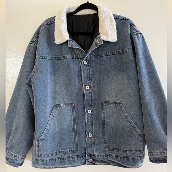 Women Jacket - Picture 2 of 4